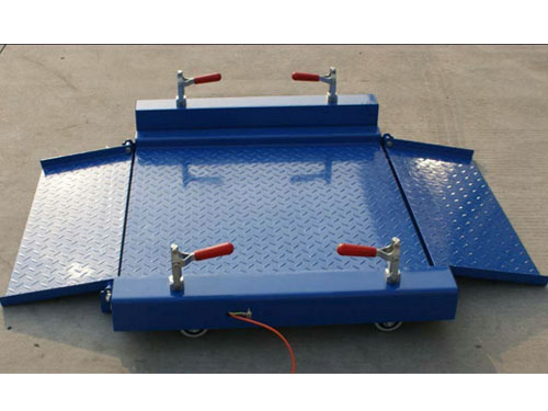 超低臺(tái)面可移動(dòng)電子地磅