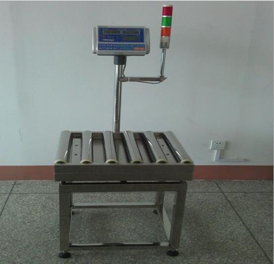 帶三色燈報(bào)警滾輪電子秤 流水線滾筒秤