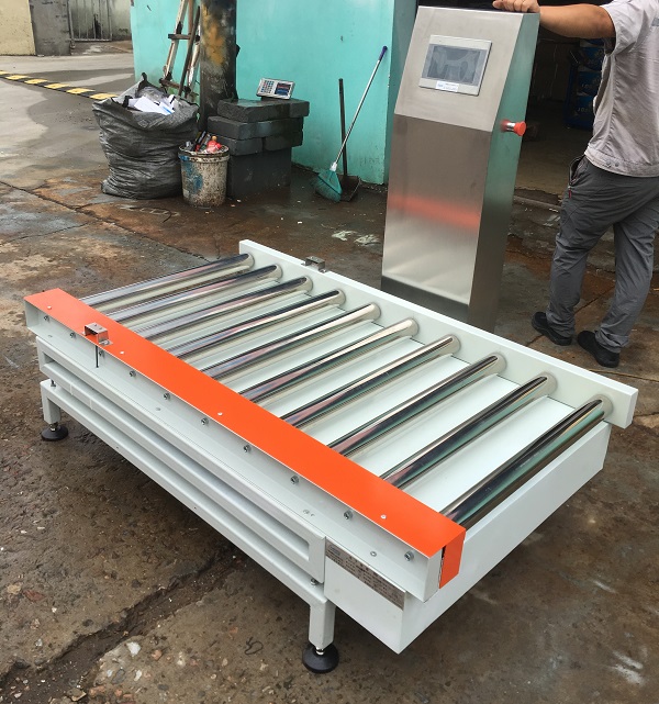 上下限報(bào)警功能滾筒電子秤 滾輪輸送電子秤定制